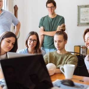 pexels-1595391-300×300